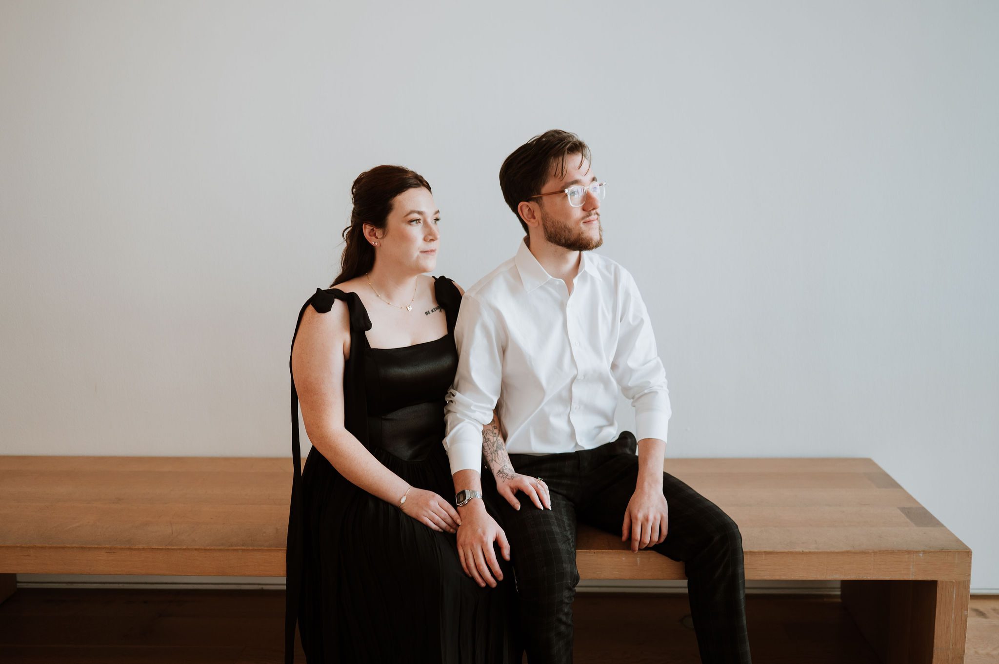 Engagement photos at Art Institute of Chicago iconic architecture