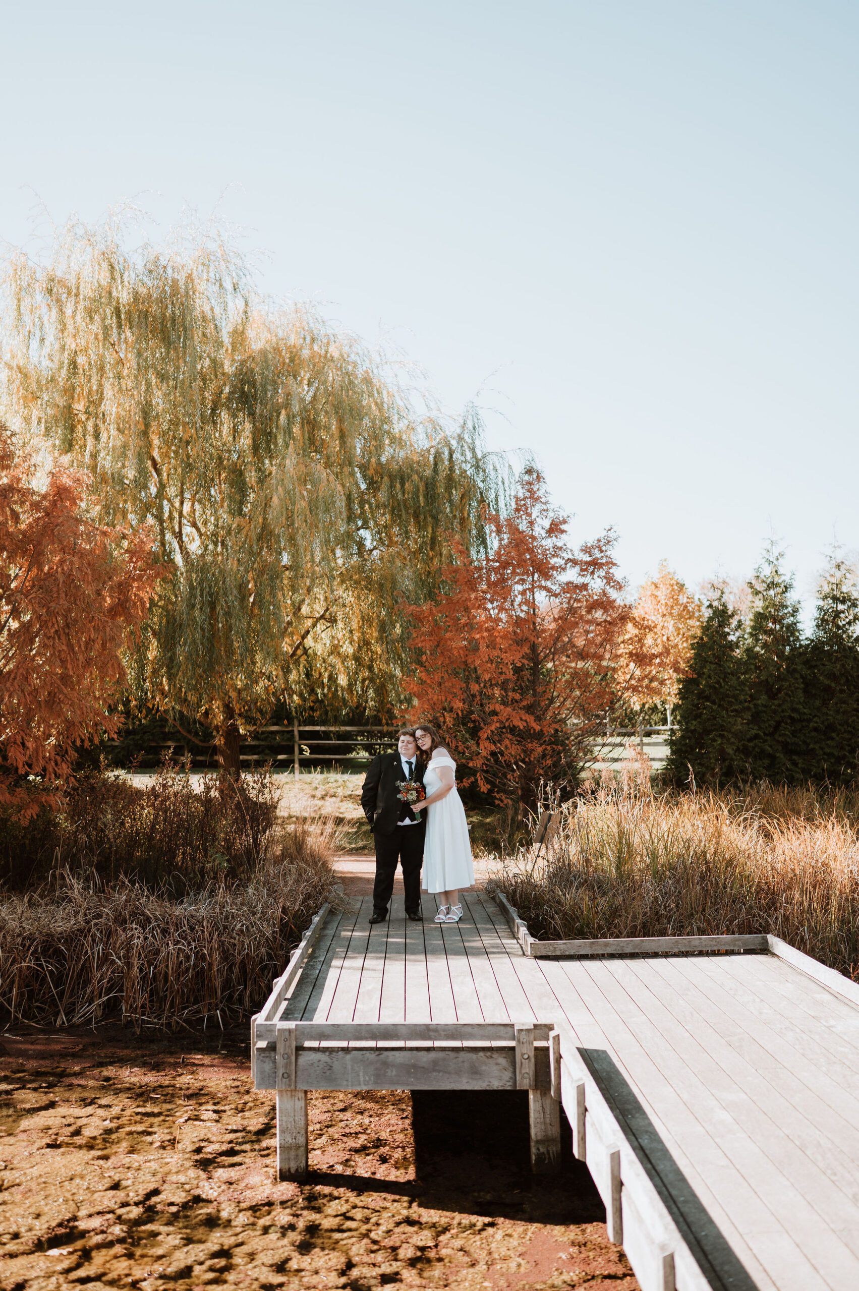Outdoor wedding photos at Cantigny Park Chicago suburbs