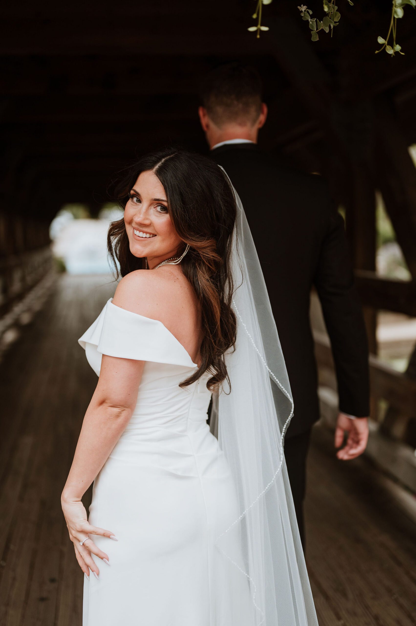 Outdoor wedding photos at Naperville Riverwalk Chicago suburbs