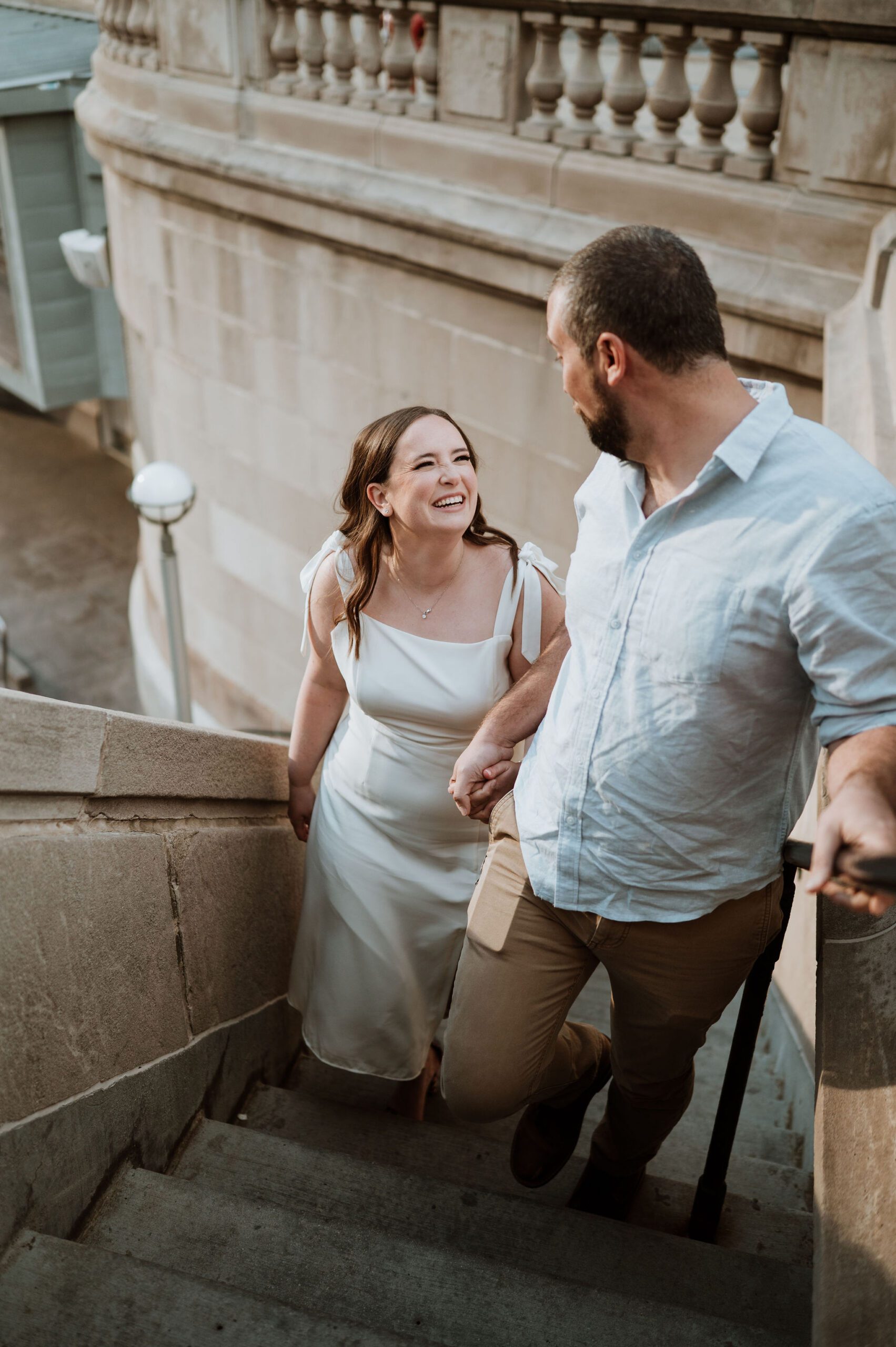 Couple portraits in River North Chicago streets and alleyways