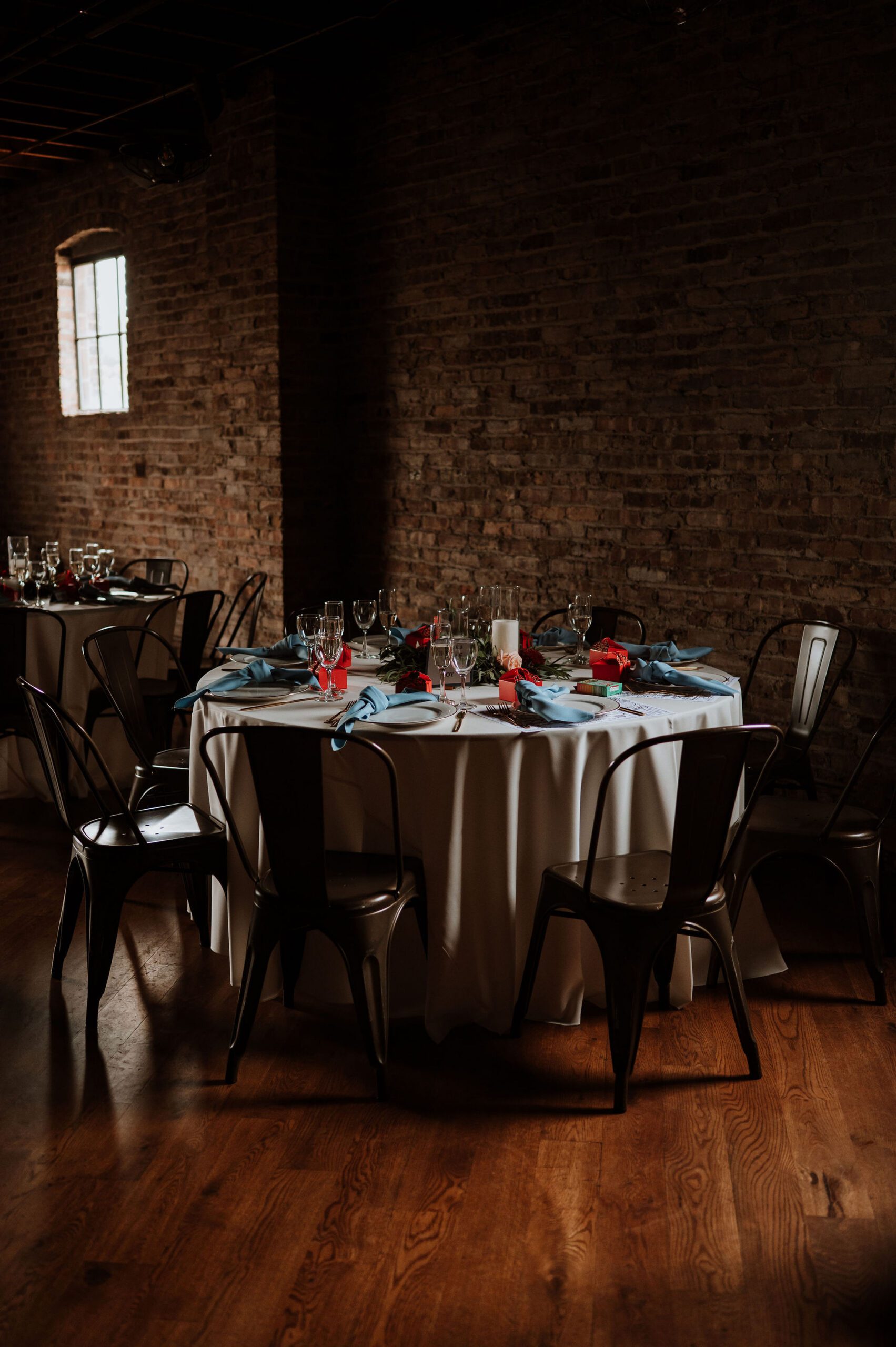 Chicago wedding table decorations cost