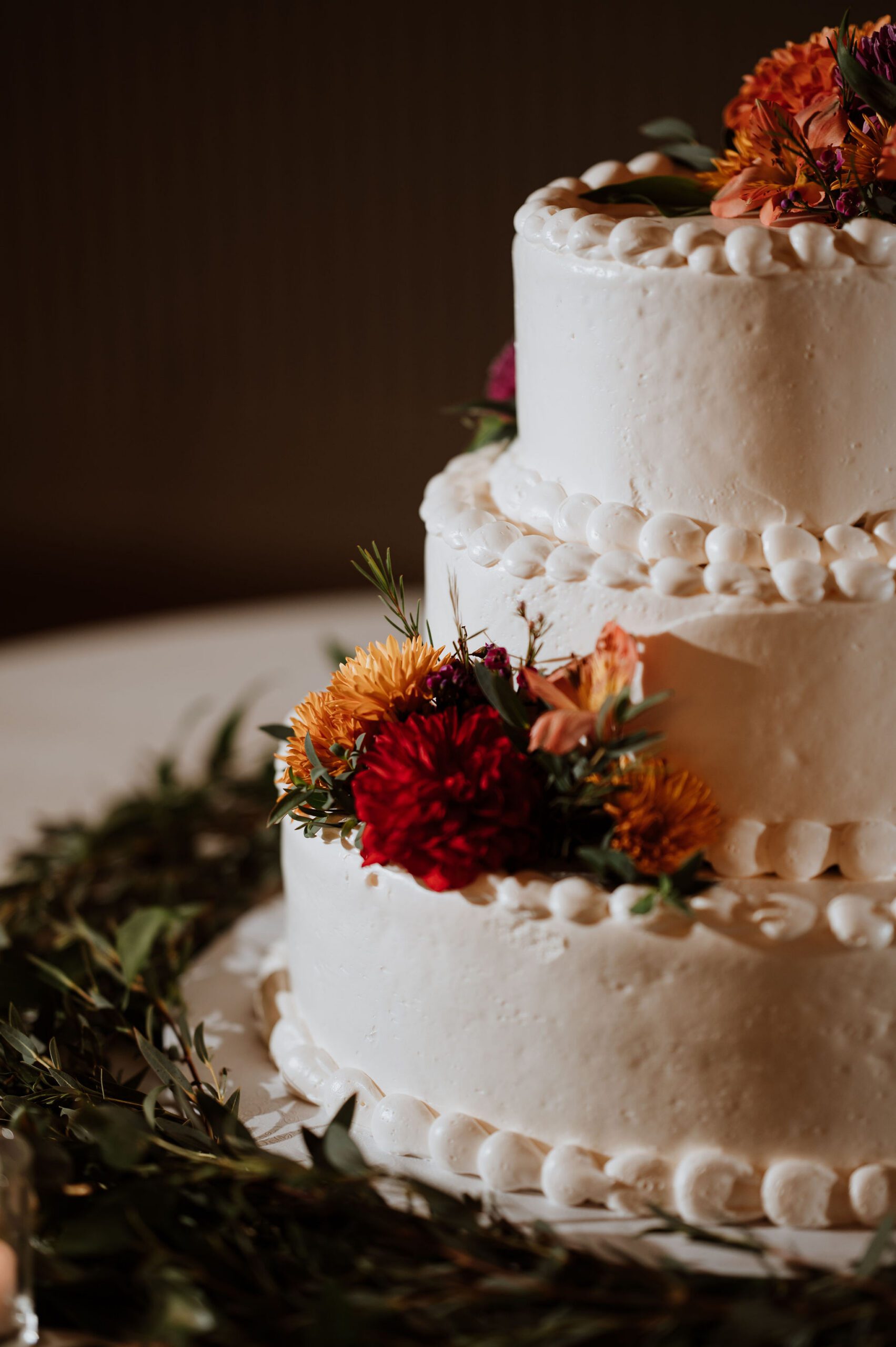 Halim Time and Glass Wedding cake